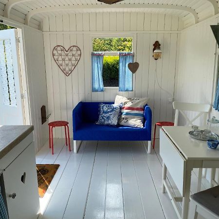 ホテル Little Blue House オーストフォールネ エクステリア 写真